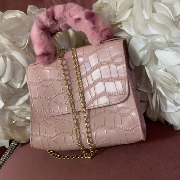 Pink Satchel - Picture 8 of 9